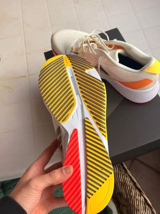 Zapatillas Adidas Adizero SL Beige/Naranja