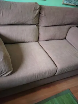 Sofá de 2 plazas beige