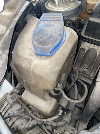 Vaso de agua limpiaparabrisas León MK1