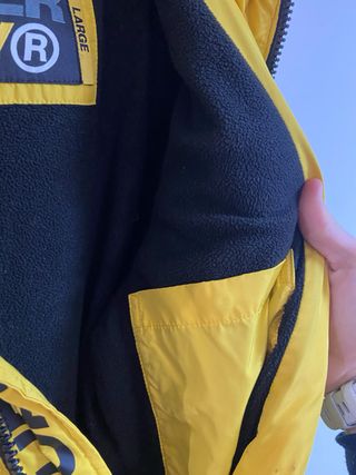 Abrigo Superdry Amarillo Talla L