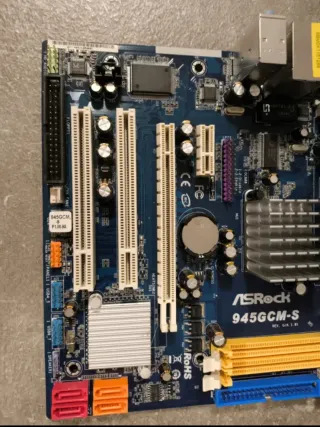 Scheda madre ASRock 945GCM-S con ventola Intel