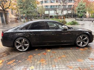 Audi S8 2012