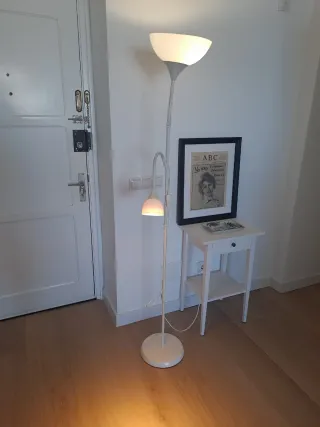 Lámpara de pie moderna