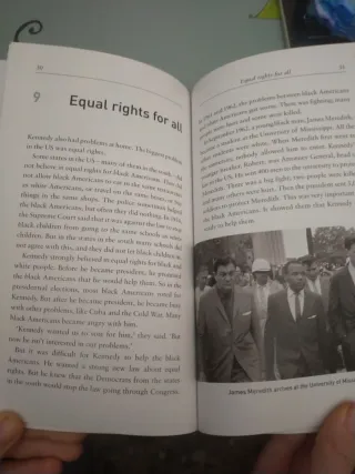 Oxford Bookworms Library Factfiles: Level 2: Jo...