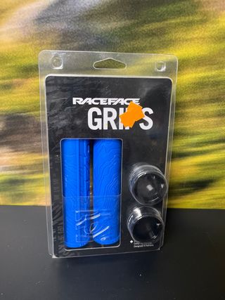 Puños Race Face Azules