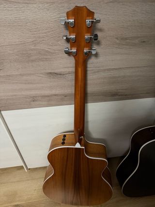Guitarra zurdos Taylor