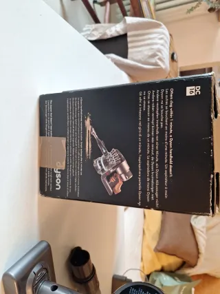 Aspirador Dyson DC16