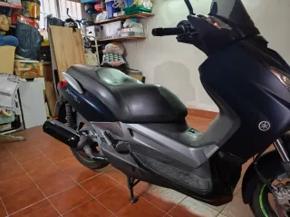 Yamaha 125cc Scooter