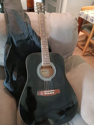 Guitarra C.Giant Madera Acústica