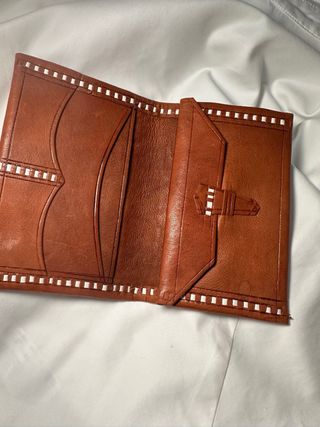 Cartera de mujer de cuero marrón