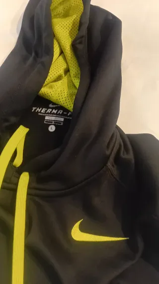 Sudadera Nike Negra y Verde Talla L