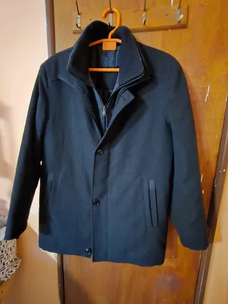 Abrigo negro acolchado doble cremallera L