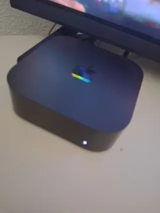 iPhone 16 pro Max 256gb  Apple TV 4K Wi-Fi