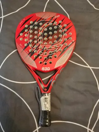Nueva Pala de pádel Artengo 830 Roja