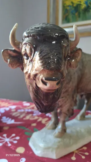 Figura Hutschenreuther de porcelana alemana