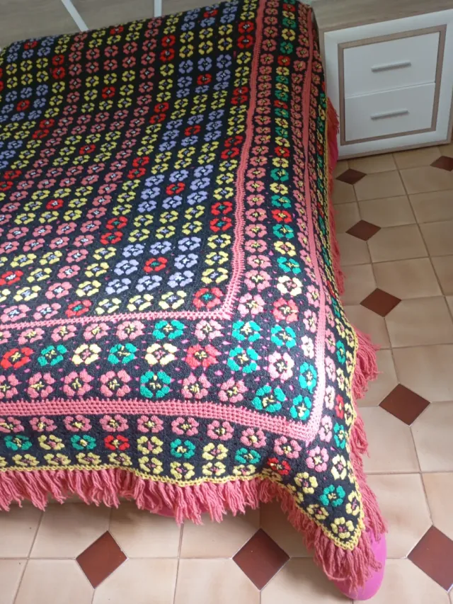 Colcha crochet hecha a mano