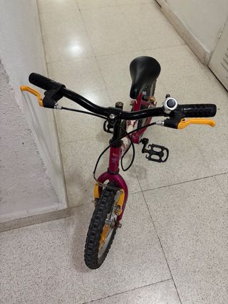 Bicicleta infantil morada