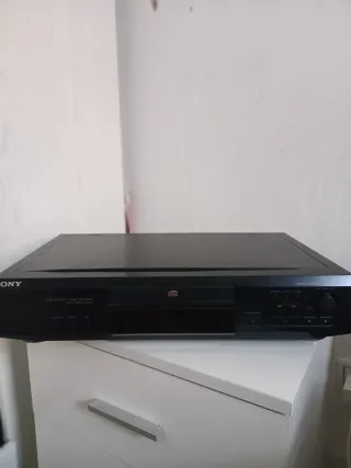 Reproductor CD Sony Negro