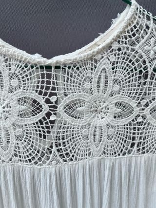 Blusón blanco roto boho encaje talla  XS