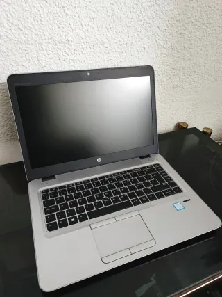 Computer portatile HP i5 da 16 GB SSD da 500 GB