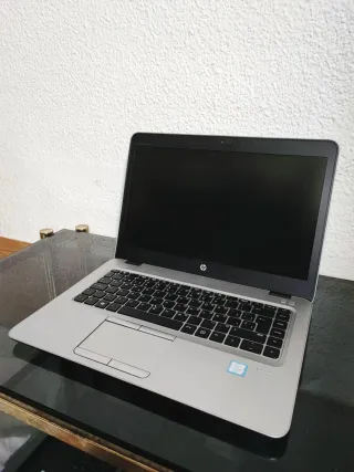 Computer portatile HP i5 da 16 GB SSD da 500 GB