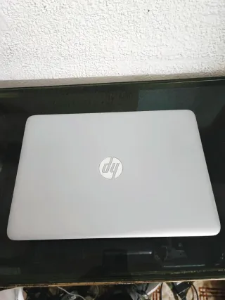 Computer portatile HP i5 da 16 GB SSD da 500 GB
