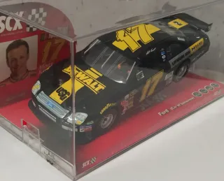 Scalextric Matt Kenseth 17 Ford