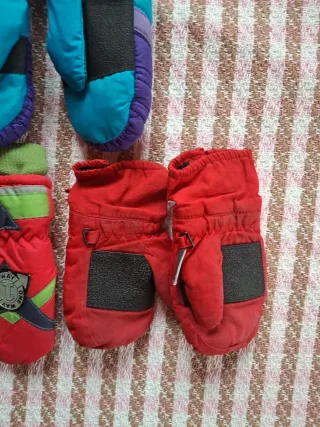 Set guanti neve bambino 3 paia da 4 anni a 6 anni