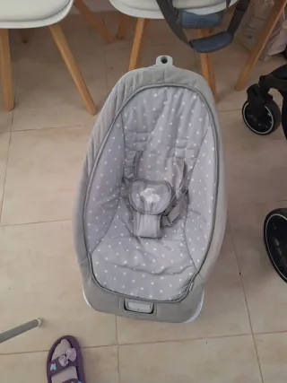 Hamaca para bebé gris con puntos blancos