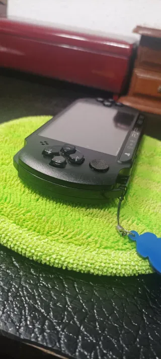 PSP E-1004 Street Negra