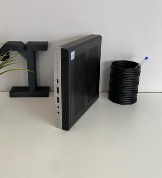 Ordenador Mini PC HP G4 i5 9a 16GB RAM, 512Gb SSD