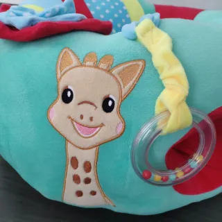 Cojín actividades Sophie la Girafe