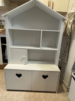 Librería infantil casa blanca