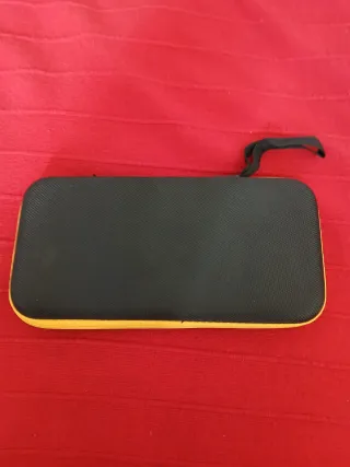 Consola portatil emuladora Retroid Pocket 4 pro