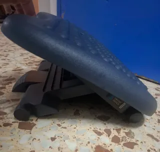 Reposapiés Ergonómico United Office Gris