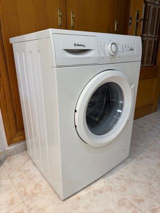 Lavadora Balay 1000 RPM