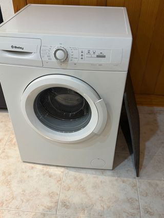 Lavadora Balay 1000 RPM