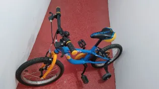 Bicicleta infantil B-PRO con ruedines