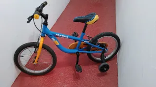 Bicicleta infantil B-PRO con ruedines