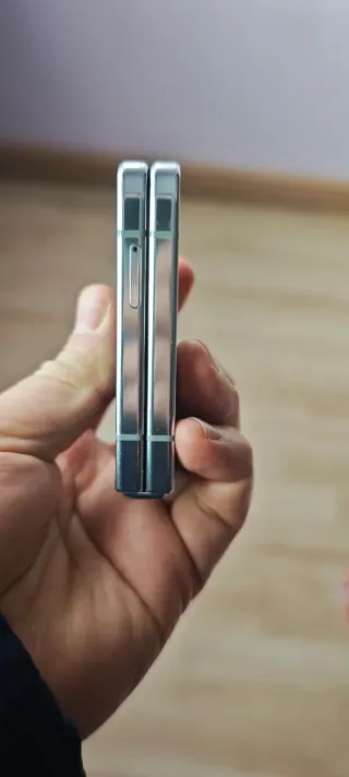 Samsung Z Flip 5