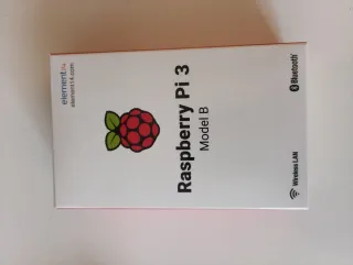 Raspberry Pi 3 Modelo B Blanca