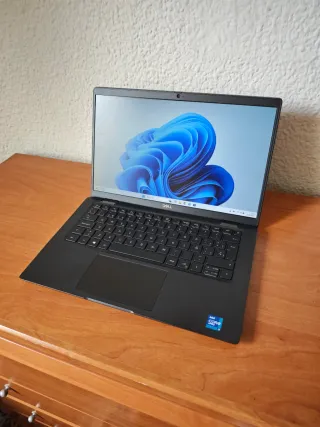 Portátil Dell i7 11Gen 16GB RAM 516GB SSD