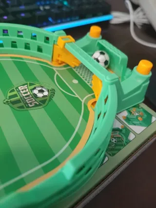 Mini futbolín de mesa para niños