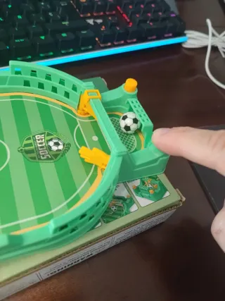 Mini futbolín de mesa para niños