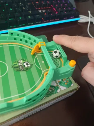 Mini futbolín de mesa para niños