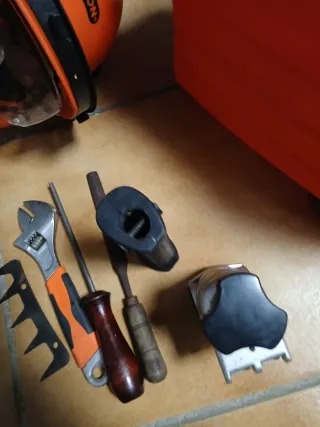 Lote de herramientas campo,tala,poda,desbrozadora