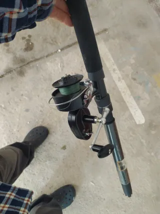 Caña de pescar con carrete 2m