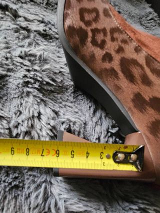 Botines de cuero con pelo de caballo