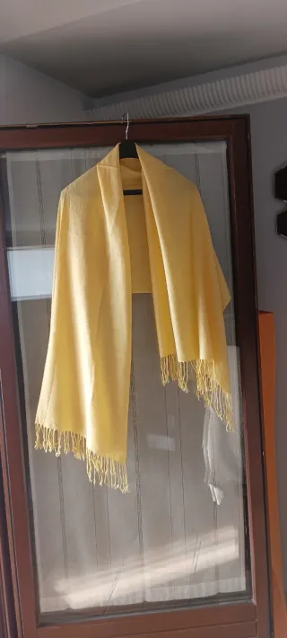 Pashmina gialla