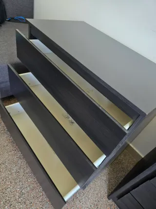 Cómoda 3 cajones Ikea madera